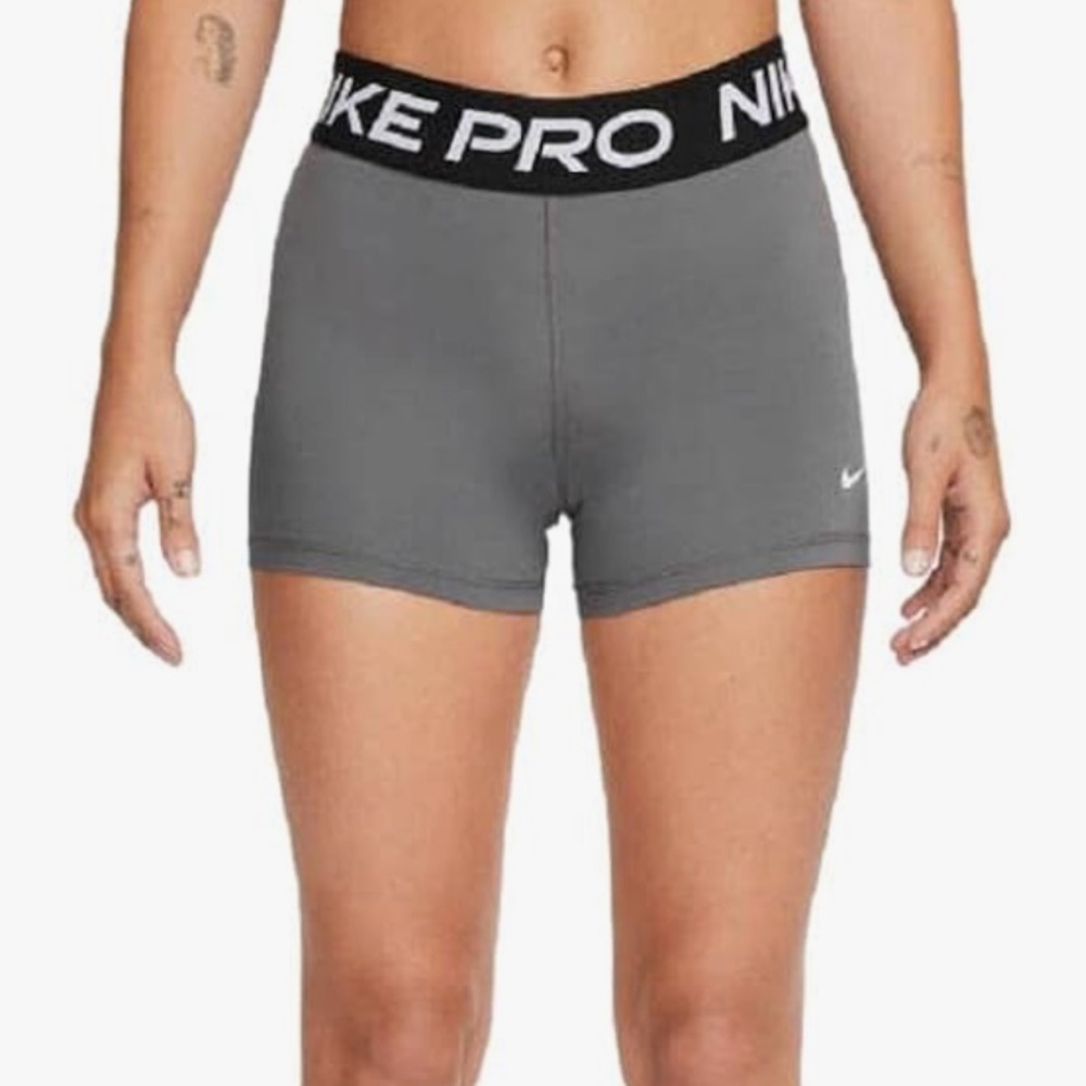 Nike Women's Pro 3" Training Shorts [OLD VERSION]